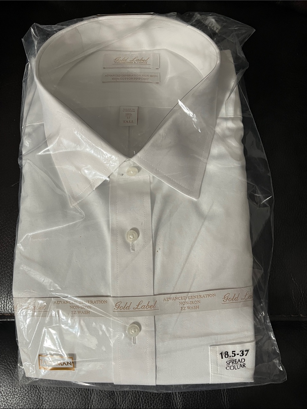 Roundtree & Yorke White Spread Collar Dress Shirt - Gold Label